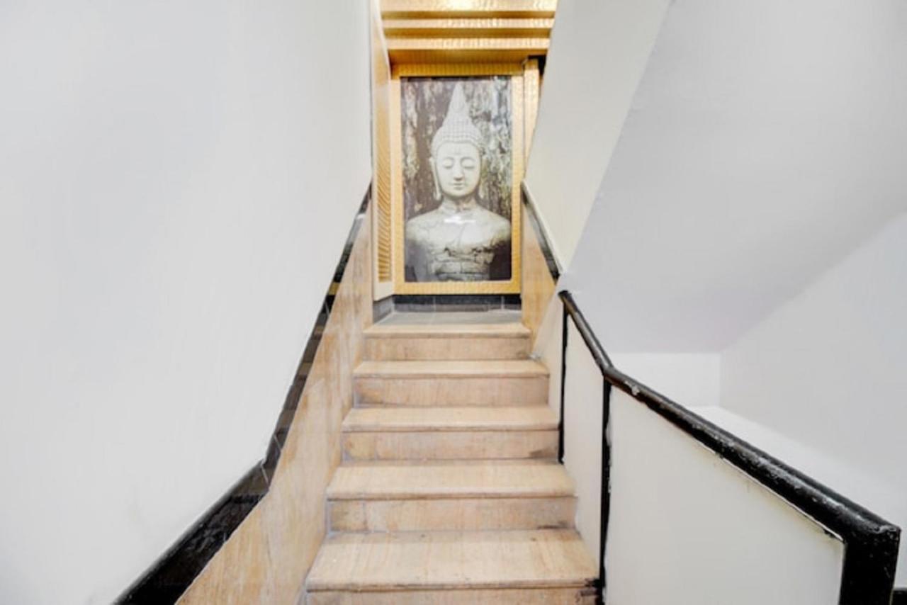 Hotel De Classico Juhu Мумбай Екстериор снимка